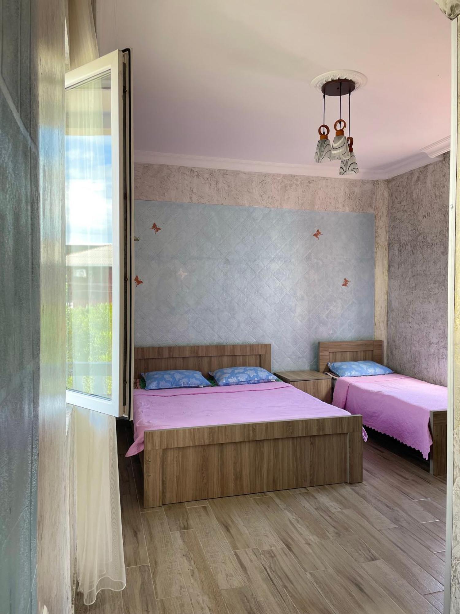 Sun Kissed Hotel Kobuleti Exterior foto
